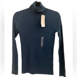 28. Uniqlo Knitted Turtleneck